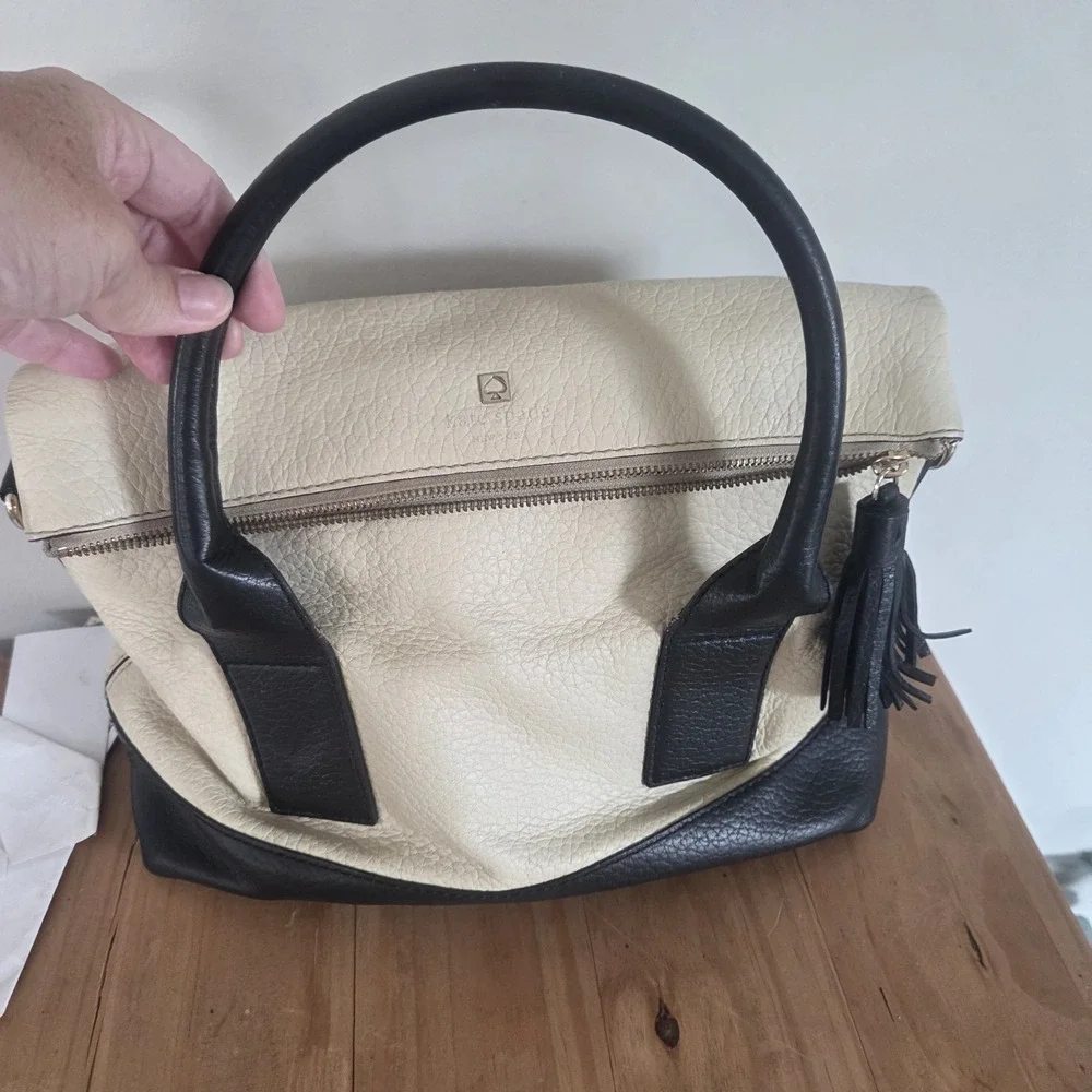 Kate Spade New York Cream Black Pebbled Leather Satchel Purse Missing Strap